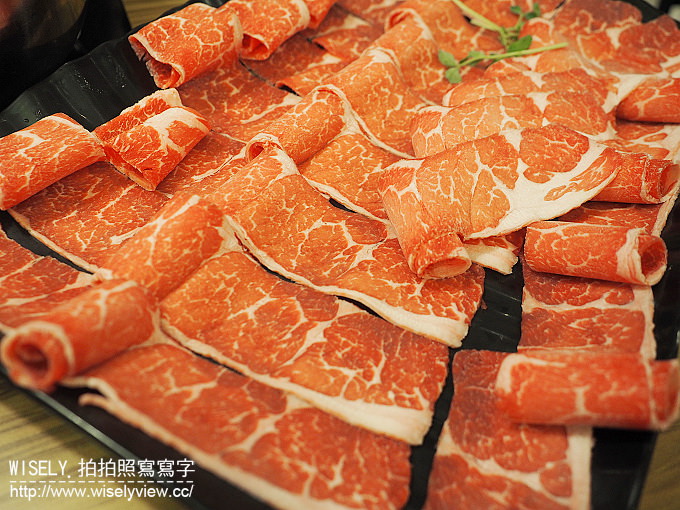 【食記】新北永和。捷運永安市場站：沸騰shabushabu涮涮鍋＠平價高級肉專售