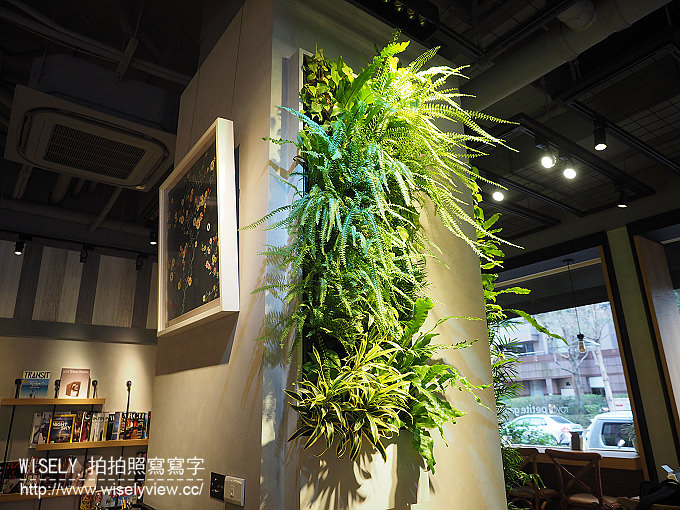 【食記】台北中山。捷運松江南京站：老爺。小花園Royal Petitle Garden＠與花草為伍的餐廳