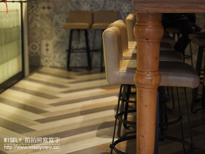 【食記】台北中山。捷運松江南京站：老爺。小花園Royal Petitle Garden＠與花草為伍的餐廳