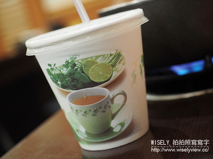 【食記】新北中和。捷運永安市場站：喜鍋屋＠在地人推薦，平價好吃湯頭佳的小火鍋