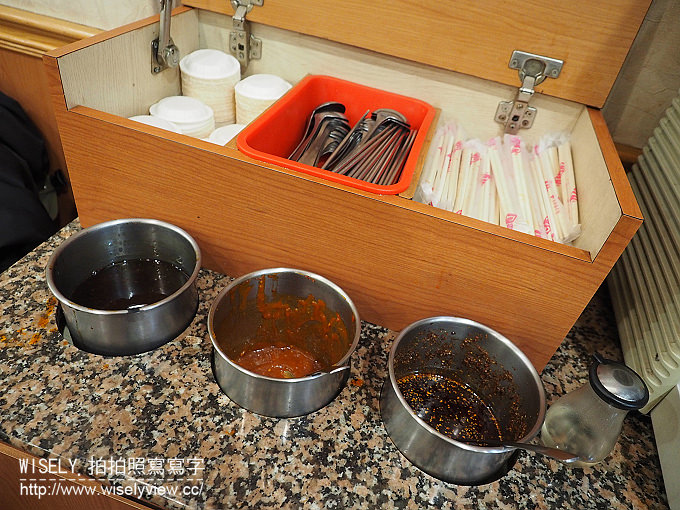 【食記】新北中和。捷運永安市場站：喜鍋屋＠在地人推薦，平價好吃湯頭佳的小火鍋