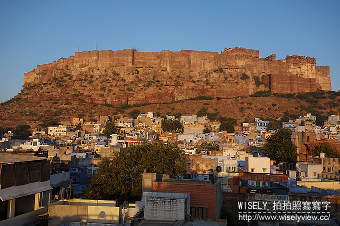 【旅行】2012印度、尼泊爾自助行-02：貢珀爾格爾堡、千柱之廟、久德浦爾、沙德市集
