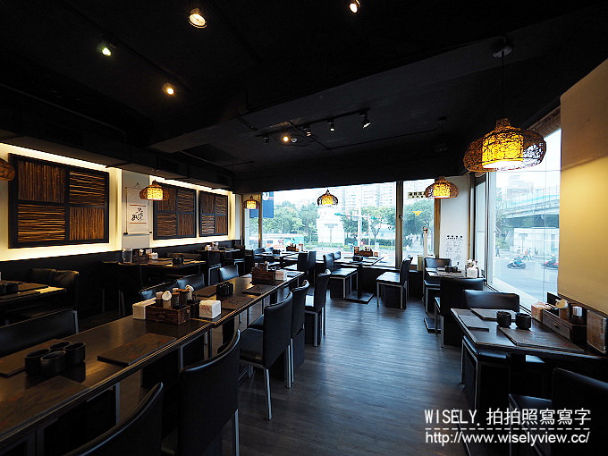 【食記】台北中山。捷運松江南京站：三友拉麵(南京店)@小豆島醬油混濃郁豚骨湯頭