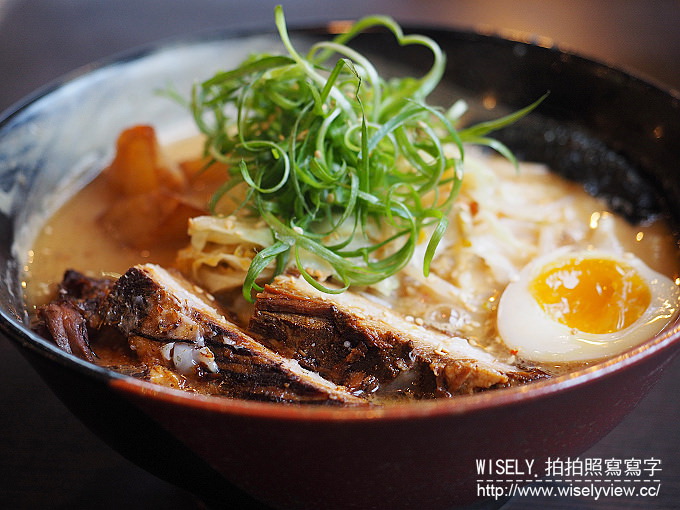 【食記】台北中山。捷運松江南京站：三友拉麵(南京店)@小豆島醬油混濃郁豚骨湯頭