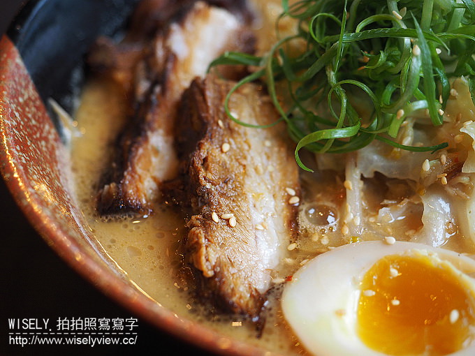 【食記】台北中山。捷運松江南京站：三友拉麵(南京店)@小豆島醬油混濃郁豚骨湯頭