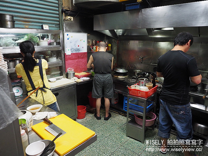 【食記】台北大同。捷運雙連站：牛肉陳(牛雜湯)＠隱身巷弄裡的台式古早味熱炒小吃