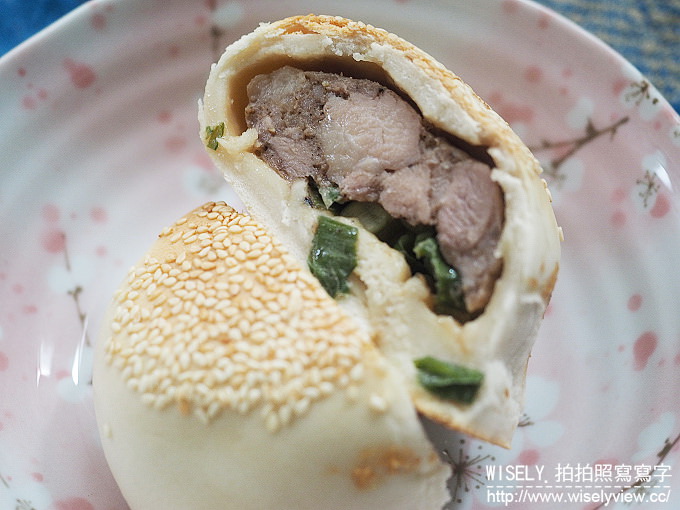 秀朗橋赤肉胡椒餅︱在地老字號口味內容有調整︱新店小吃