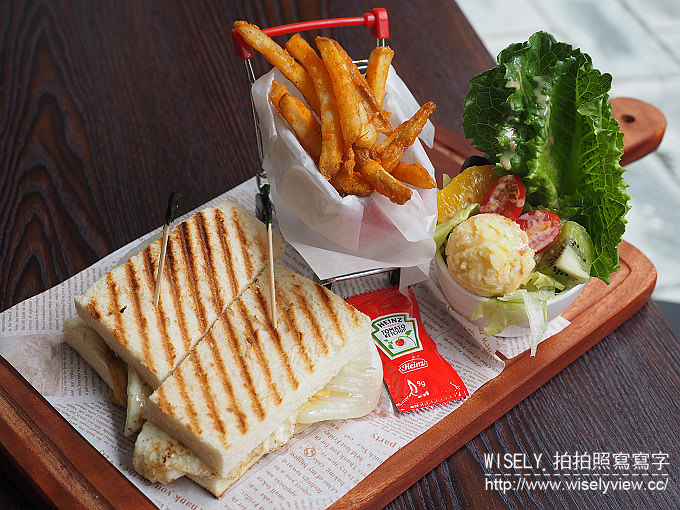 【搬家】台北中山。捷運雙連站：徒步3分-小食光＠平價早午餐的上班族輕食