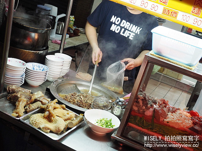 【食記】台北大同。捷運大橋頭站：新營人牛肉(延三夜市)＠美味牛雜湯與汕頭沙茶牛肉麵