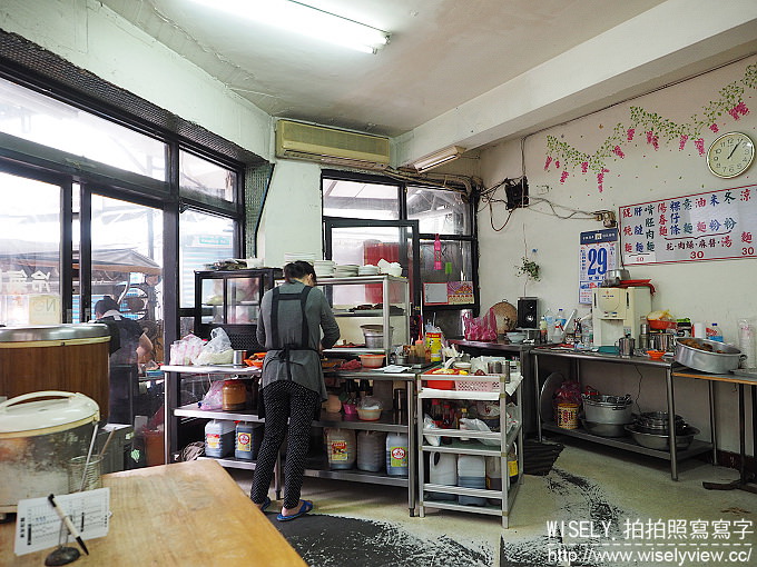 【食記】台北萬華。捷運西門站:黃家乾麵@西門町電影街旁的老字號黑白切小吃 【食記】台北萬華。捷運西門站:黃家乾麵@西門町電影街旁的老字號黑白切小吃