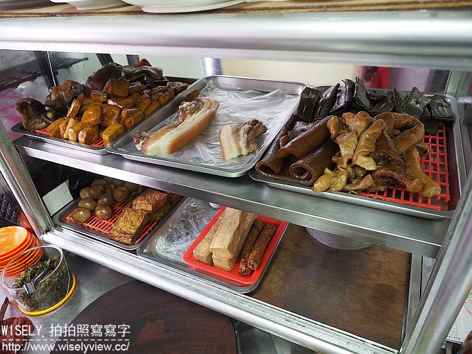 【食記】台北萬華。捷運西門站:黃家乾麵@西門町電影街旁的老字號黑白切小吃 【食記】台北萬華。捷運西門站:黃家乾麵@西門町電影街旁的老字號黑白切小吃