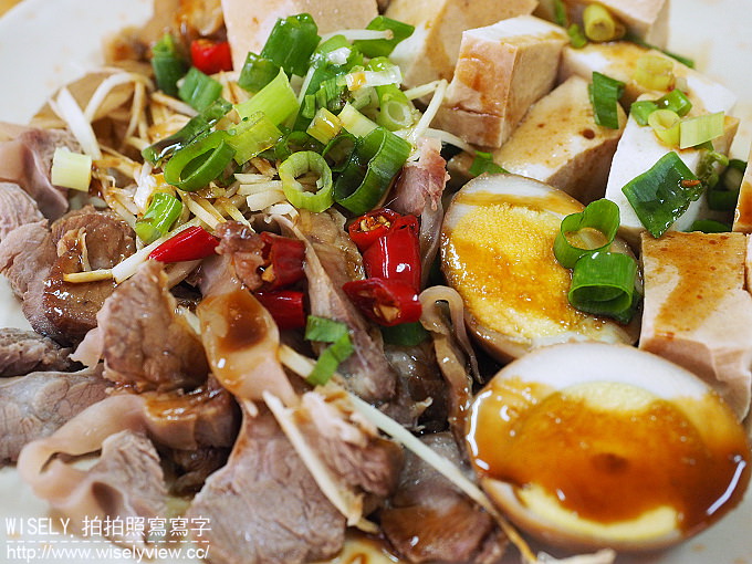 【食記】台北萬華。捷運西門站:黃家乾麵@西門町電影街旁的老字號黑白切小吃 【食記】台北萬華。捷運西門站:黃家乾麵@西門町電影街旁的老字號黑白切小吃