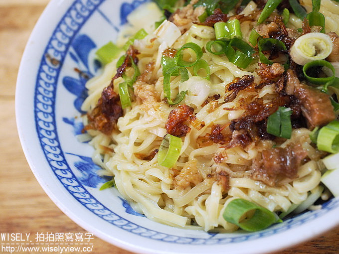 【食記】台北萬華。捷運西門站:黃家乾麵@西門町電影街旁的老字號黑白切小吃 【食記】台北萬華。捷運西門站:黃家乾麵@西門町電影街旁的老字號黑白切小吃