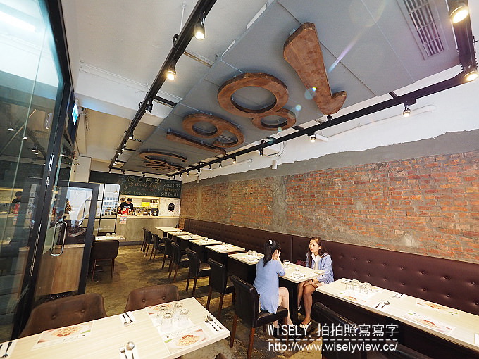 【食記】台北萬華。捷運西門站：1861 Café：西門町的美國街裡二樓輕食餐廳