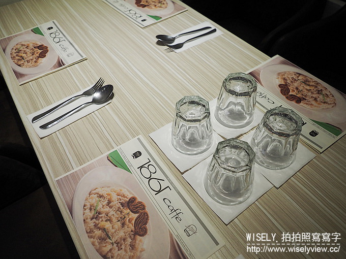 【食記】台北萬華。捷運西門站：1861 Café：西門町的美國街裡二樓輕食餐廳