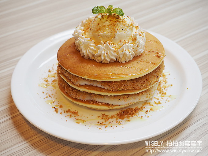 【食記】台北萬華。捷運西門站：1861 Café：西門町的美國街裡二樓輕食餐廳