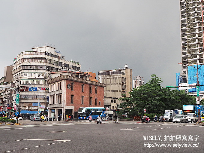 【遊記】台北市。萬華區:Starbucks 星巴克咖啡「艋舺門市」@捷運龍山寺站附近的林家古宅 【遊記】台北市。萬華區:Starbucks 星巴克咖啡「艋舺門市」@捷運龍山寺站附近的林家古宅