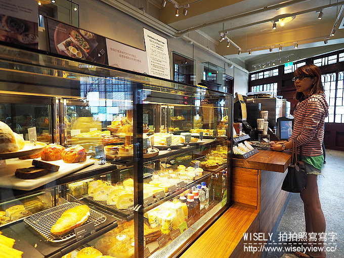 【遊記】台北市。萬華區:Starbucks 星巴克咖啡「艋舺門市」@捷運龍山寺站附近的林家古宅 【遊記】台北市。萬華區:Starbucks 星巴克咖啡「艋舺門市」@捷運龍山寺站附近的林家古宅