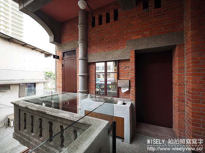 【遊記】台北市。萬華區:Starbucks 星巴克咖啡「艋舺門市」@捷運龍山寺站附近的林家古宅 【遊記】台北市。萬華區:Starbucks 星巴克咖啡「艋舺門市」@捷運龍山寺站附近的林家古宅