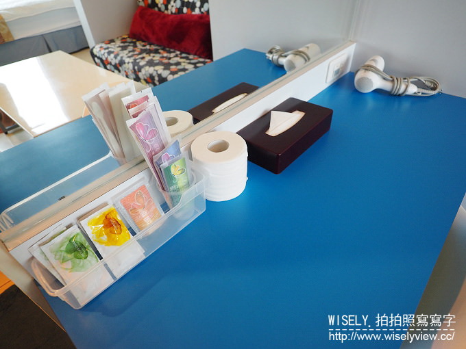【住宿】高雄市。苓雅區：85大樓美麗灣日租套房＠平價背包客最愛，鄰近捷運三多商圈站與自強(苓雅)夜市，還可眺遠美麗港都景色