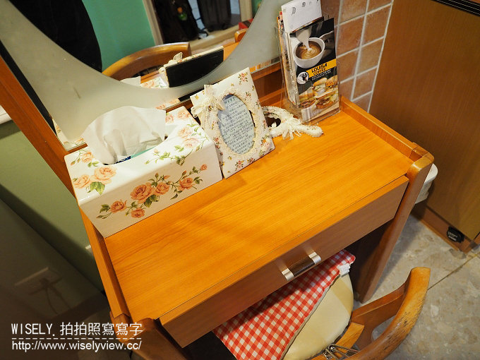 【住宿】高雄市。前鎮區：米果的家主題套房：捷運三多商圈站一帶，37樓高廣濶景觀