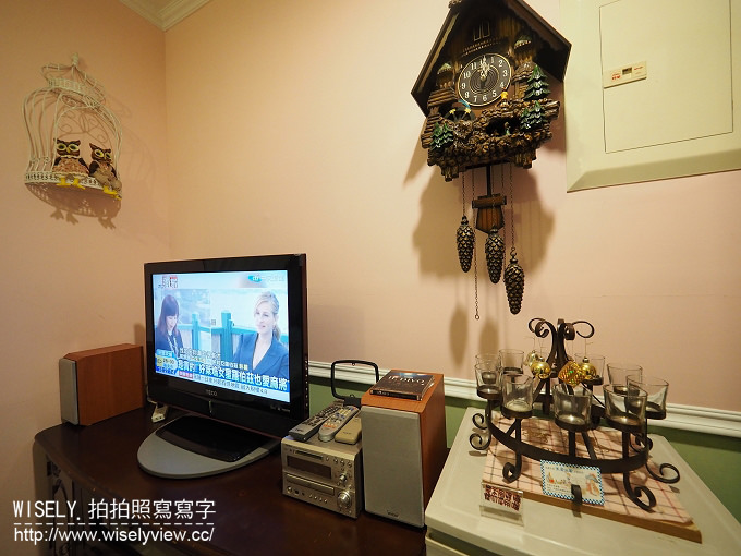 【住宿】高雄市。前鎮區：米果的家主題套房：捷運三多商圈站一帶，37樓高廣濶景觀