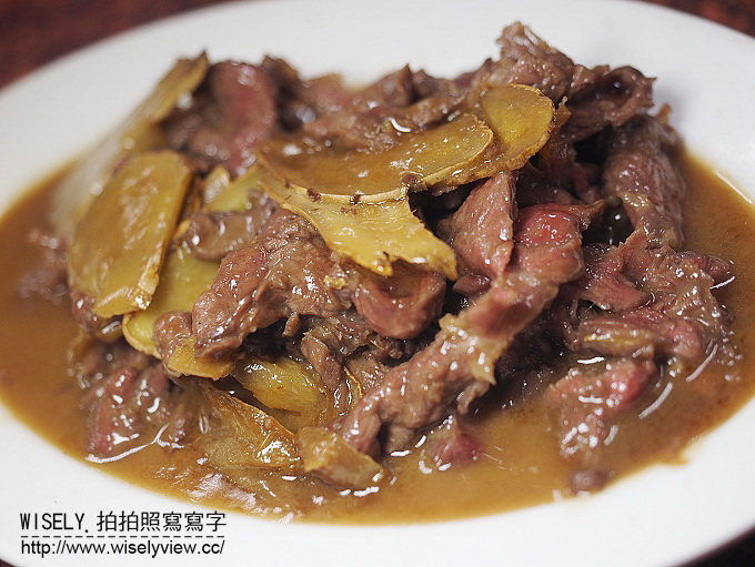 【食記】台南市。東區：吳家牛肉湯＠鄰近南紡夢時代，溫體牛肉湯與牛肉燥飯都好吃