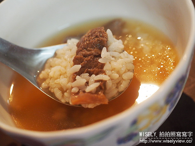 台南美食.六千泓佐土產牛肉︱六千牛肉湯︱晨起天亮排隊美食，風味平衡度佳