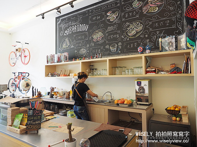 【食記】宜蘭縣。礁溪鄉：伍拾號咖啡店＠鐵馬族與愛貓族必訪的北歐風輕食咖啡店