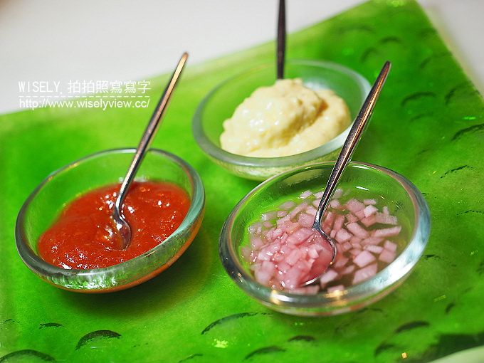 【食記】台北信義。捷運市政府站：Oyster Bar‬ (生蠔吧)＠Bellavita寶麗廣場(貴婦百貨)B2