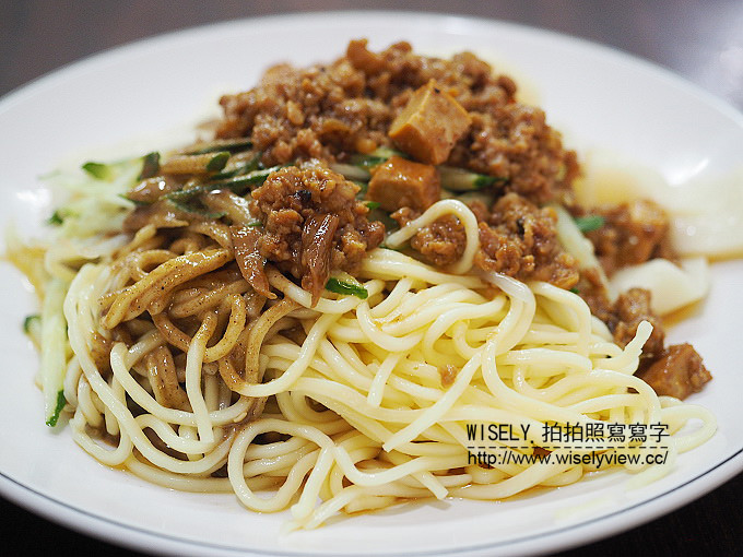 【食記】新北新店。捷運七張站：台南二空新村涼麵(雙醬鴛鴦涼麵)@隱身巷弄裡的眷村味