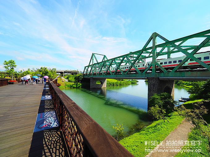 【遊記】宜蘭縣。冬山鄉：冬山河生態綠舟(森林公園)＠山巒河川與田野鐵道美景交匯之處