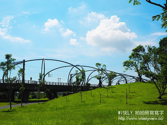 【遊記】宜蘭縣。冬山鄉：冬山河生態綠舟(森林公園)＠山巒河川與田野鐵道美景交匯之處