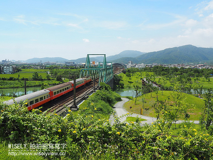 【遊記】宜蘭縣。冬山鄉：冬山河生態綠舟(森林公園)＠山巒河川與田野鐵道美景交匯之處