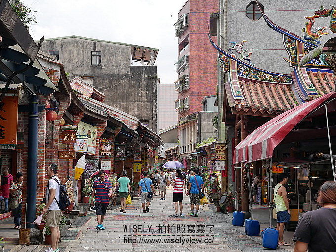 【遊記】新北市。深坑石碇老街一日遊(千元有找)：北一綠豆沙牛奶、金大鼎串烤香豆腐、古早厝黃金玉米雞、阿珠芋圓、杜家草仔粿、王水城深坑廟口豆腐老店、王氏豆腐、逢春茶莊