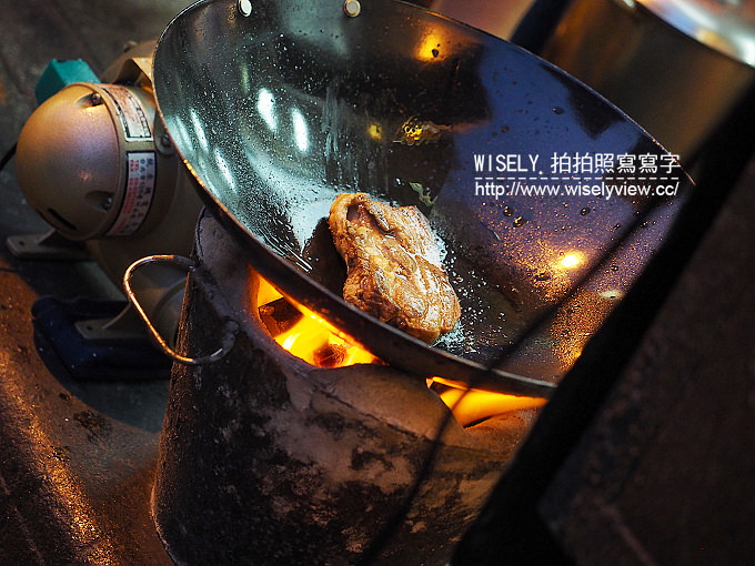 【食記】台北大同。捷運大橋頭站：阿美古早味＠延三夜市裡的炭火熱炒台菜料理