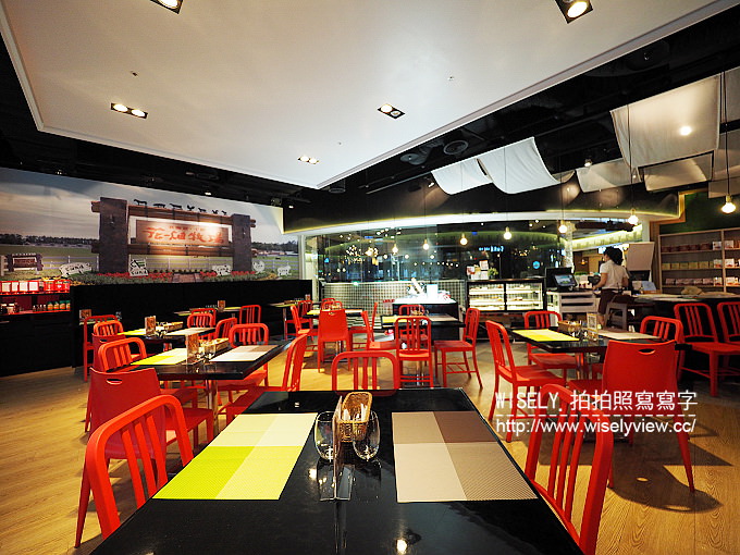 【食記】台北信義。捷運台北101/世貿站：ATT4Fun 4樓＠花畑牧場 台灣一號店～美味北海道起司料理，日本當地直送