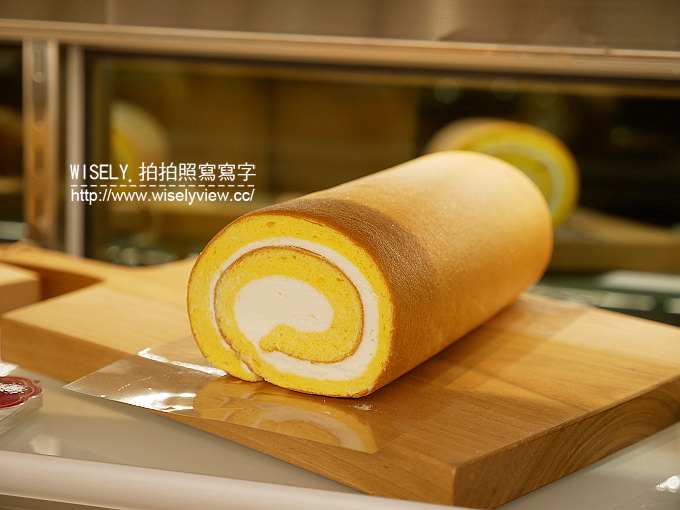 【食記】台北大安。捷運忠孝敦化站:東區美食@陳記外省麵(大骨麵)、一芳陳家台灣水果茶(延吉店)、吉 甜不辣(雞絲麵)、一禾堂麵包本鋪(鹽之花奶油捲) 【食記】台北大安。捷運忠孝敦化站:東區美食@陳記外省麵(大骨麵)、一芳陳家台灣水果茶(延吉店)、吉 甜不辣(雞絲麵)、一禾堂麵包本鋪(鹽之花奶油捲)
