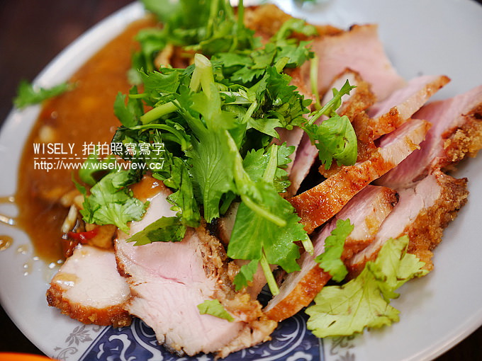 【食記】台北大同。捷運雙連站:(歸綏街)阿德油飯@大稻埕近一甲子老店,黑白切也好吃 【食記】台北大同。捷運雙連站:(歸綏街)阿德油飯@大稻埕近一甲子老店,黑白切也好吃