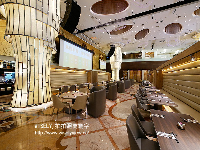 【食記】台北中山。捷運劍南站：豐FOOD百匯(大直典華Buffet)＠超過200道好料自助餐，生鮮、港點、熱炒、炙燒吃到飽～