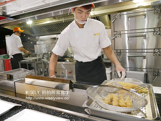 【食記】台北中山。捷運劍南站：豐FOOD百匯(大直典華Buffet)＠超過200道好料自助餐，生鮮、港點、熱炒、炙燒吃到飽～