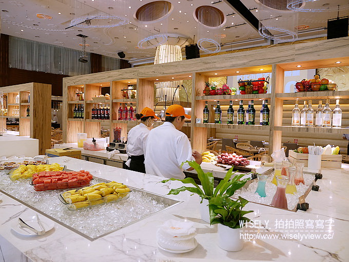 【食記】台北中山。捷運劍南站：豐FOOD百匯(大直典華Buffet)＠超過200道好料自助餐，生鮮、港點、熱炒、炙燒吃到飽～