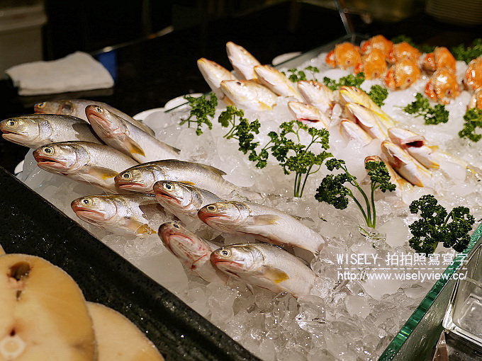 【食記】台北中山。捷運劍南站：豐FOOD百匯(大直典華Buffet)＠超過200道好料自助餐，生鮮、港點、熱炒、炙燒吃到飽～