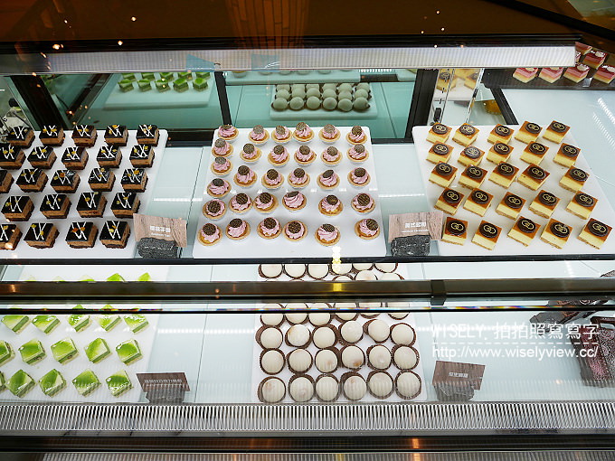 【食記】台北中山。捷運劍南站：豐FOOD百匯(大直典華Buffet)＠超過200道好料自助餐，生鮮、港點、熱炒、炙燒吃到飽～