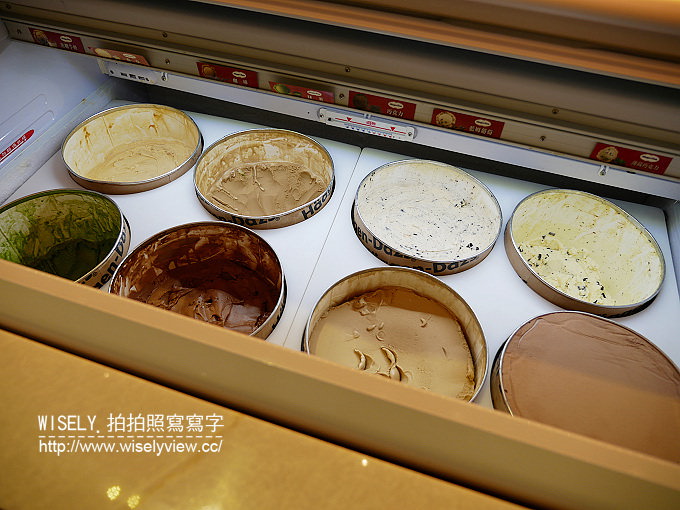 【食記】台北中山。捷運劍南站：豐FOOD百匯(大直典華Buffet)＠超過200道好料自助餐，生鮮、港點、熱炒、炙燒吃到飽～