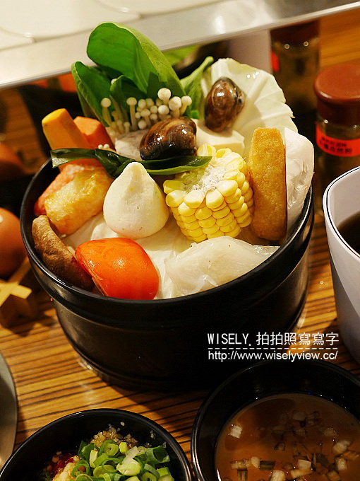 【食記】新北永和。捷運永安市場站：鮮田屋精緻火鍋＠平價好吃的昆布鍋，甜點飲料吃到飽
