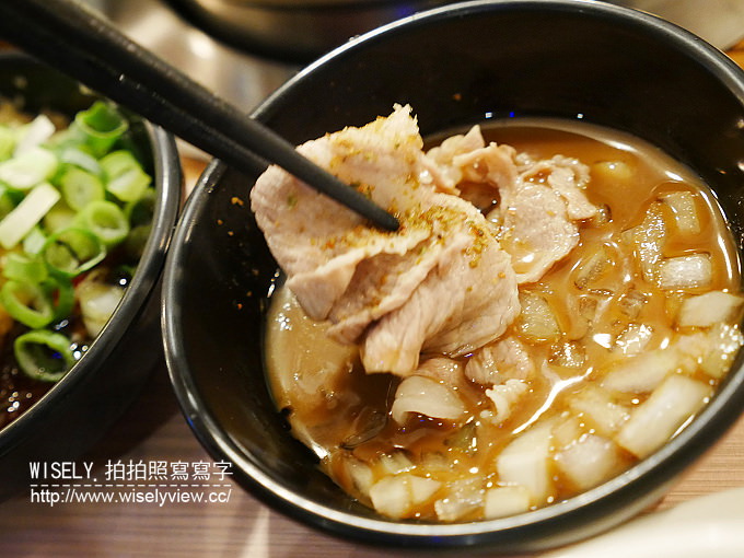 【食記】新北永和。捷運永安市場站：鮮田屋精緻火鍋＠平價好吃的昆布鍋，甜點飲料吃到飽