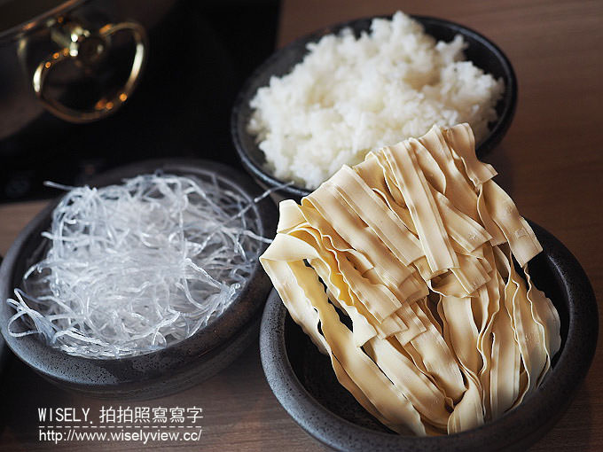 【食記】台北大安。捷運國父紀念館站：大初 Shabu Shabu (東區美食)＠清爽湯頭涮涮鍋，主打肉食愛好者