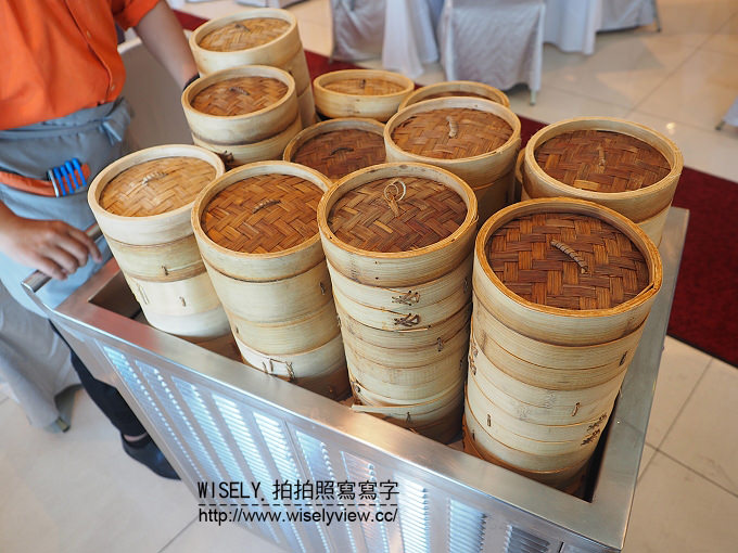 【食記】新北市。淡水福容大飯店：阿基師觀海茶樓＠港式飲茶點心、櫻桃鴨&夏日紫蘿焗龍蝦