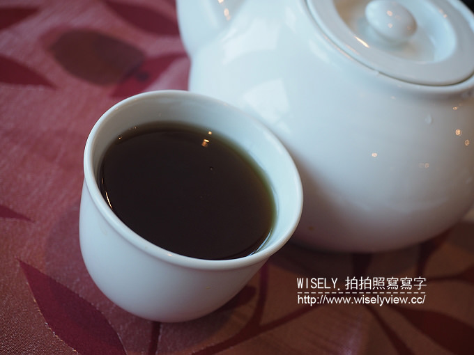 【食記】新北市。淡水福容大飯店：阿基師觀海茶樓＠港式飲茶點心、櫻桃鴨&夏日紫蘿焗龍蝦